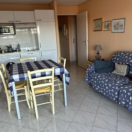 La Bluette - T2 - De Peguiere - St Raphael Appartement *