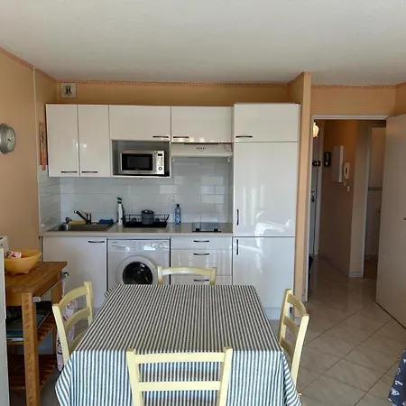 La Bluette - T2 - De Peguiere - St Raphael * Saint-Raphaël