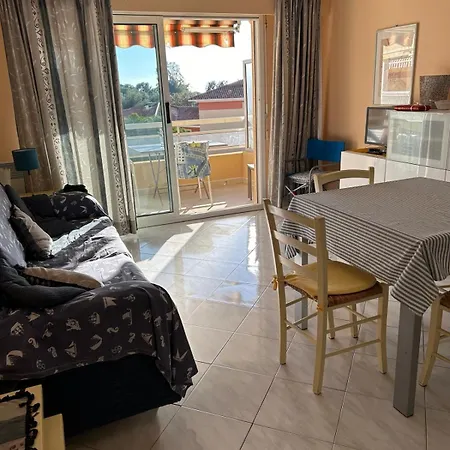 La Bluette - Vue Mer - Plage - Piscine - Saint Raphael - *