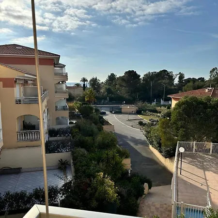 Apartment La Bluette - T2 - De Peguiere - St Raphael Saint-Raphael (Var)